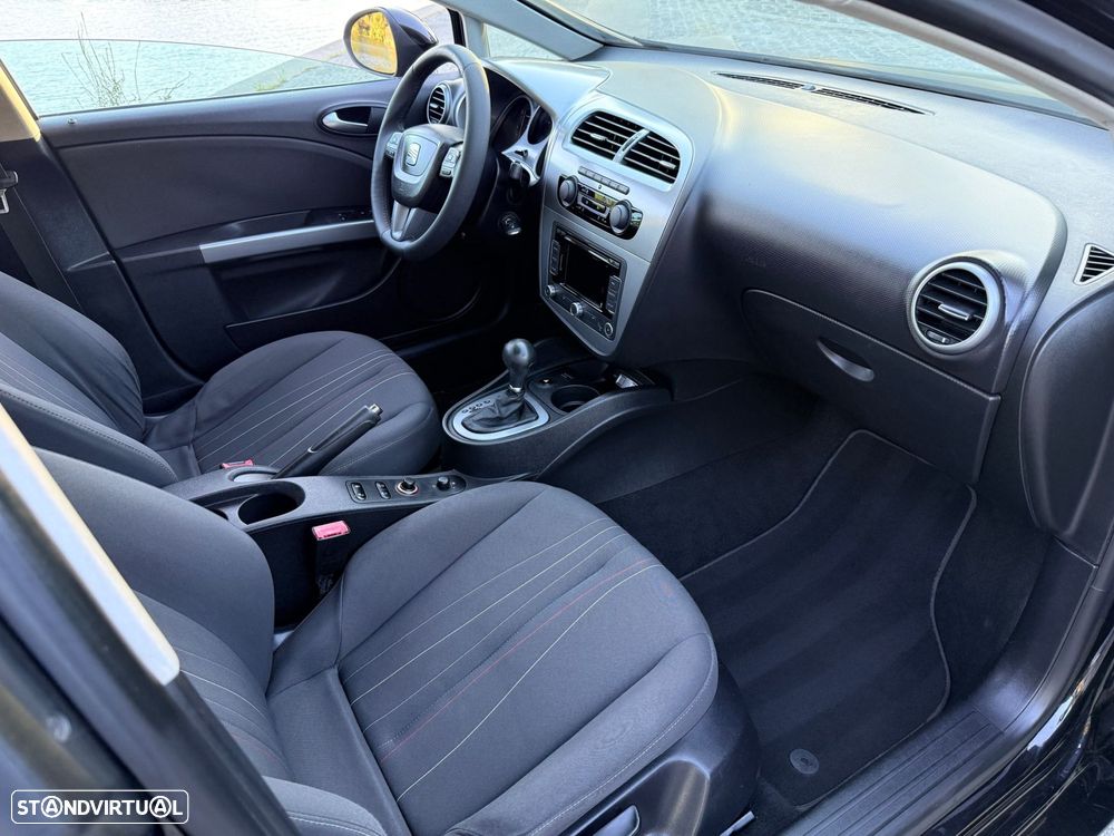 SEAT Leon 1.6 TDI Sport DSG - 33