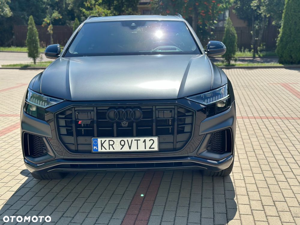 Audi SQ8 - 11