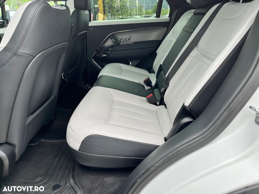 Land Rover Range Rover Sport - 12