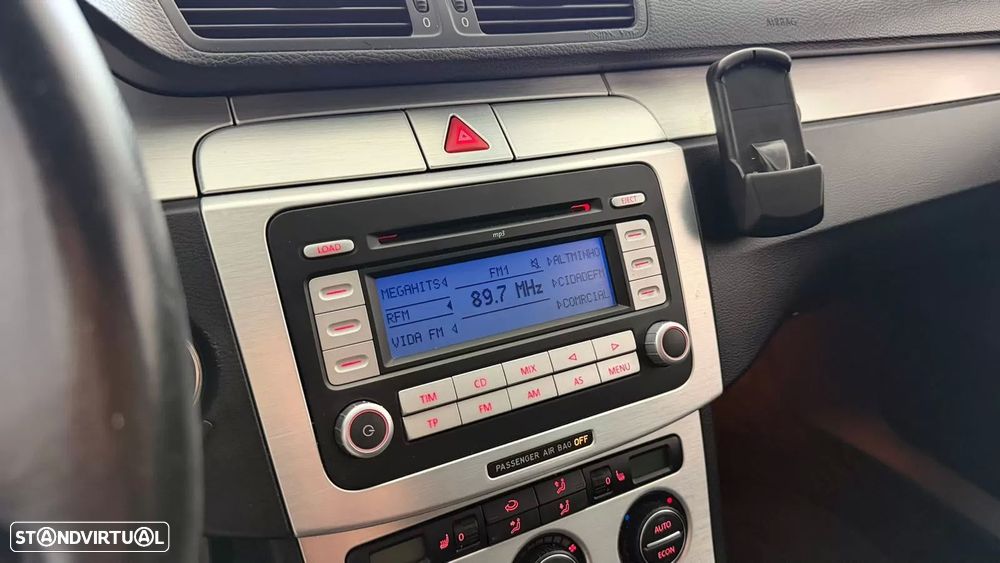 VW Passat 2.0 TDI Sport - 21