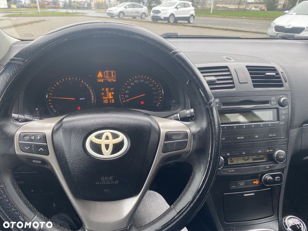 Toyota Avensis 2.0 D-4D Premium - 9