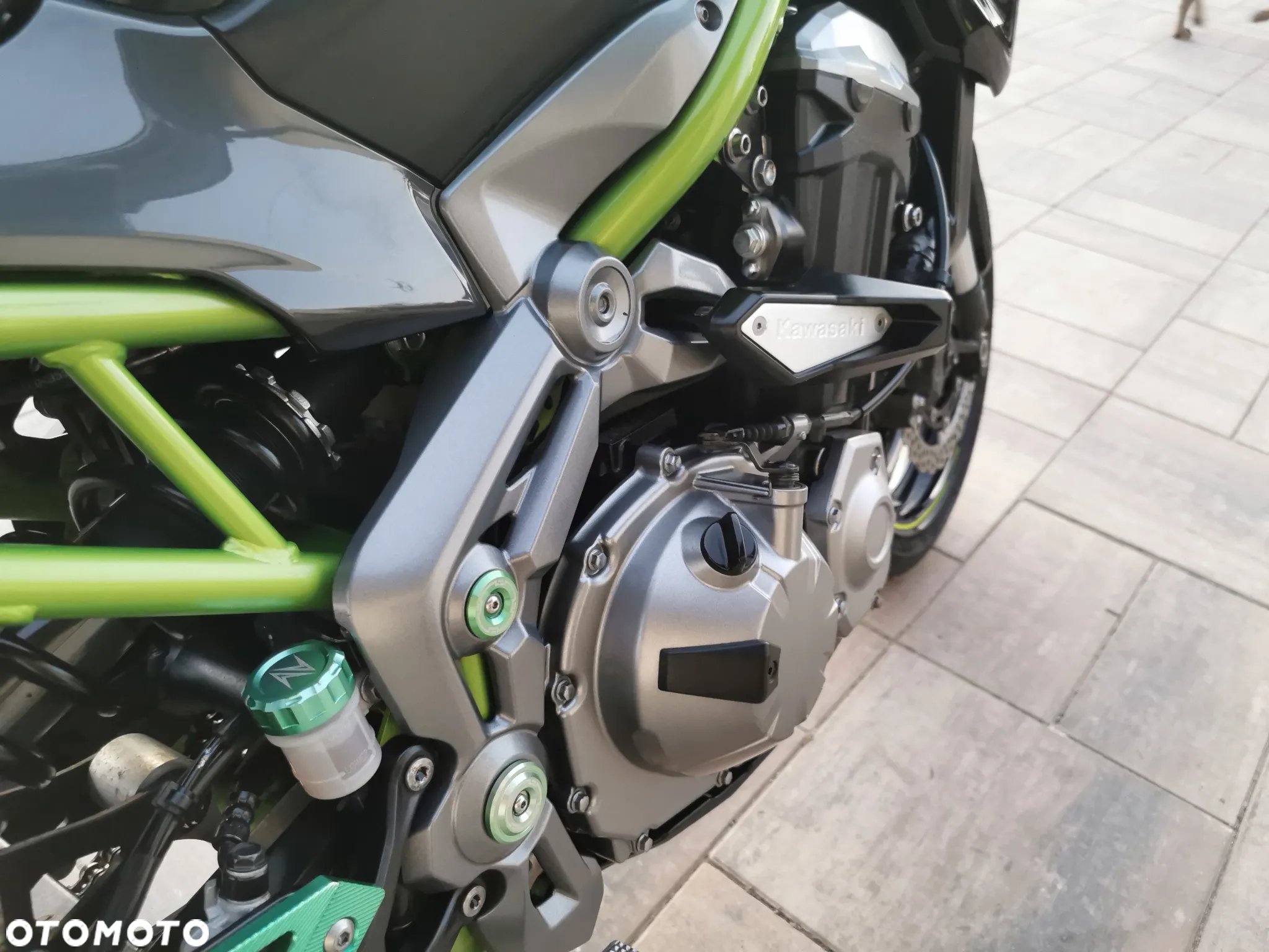 Kawasaki Z 900 - 20