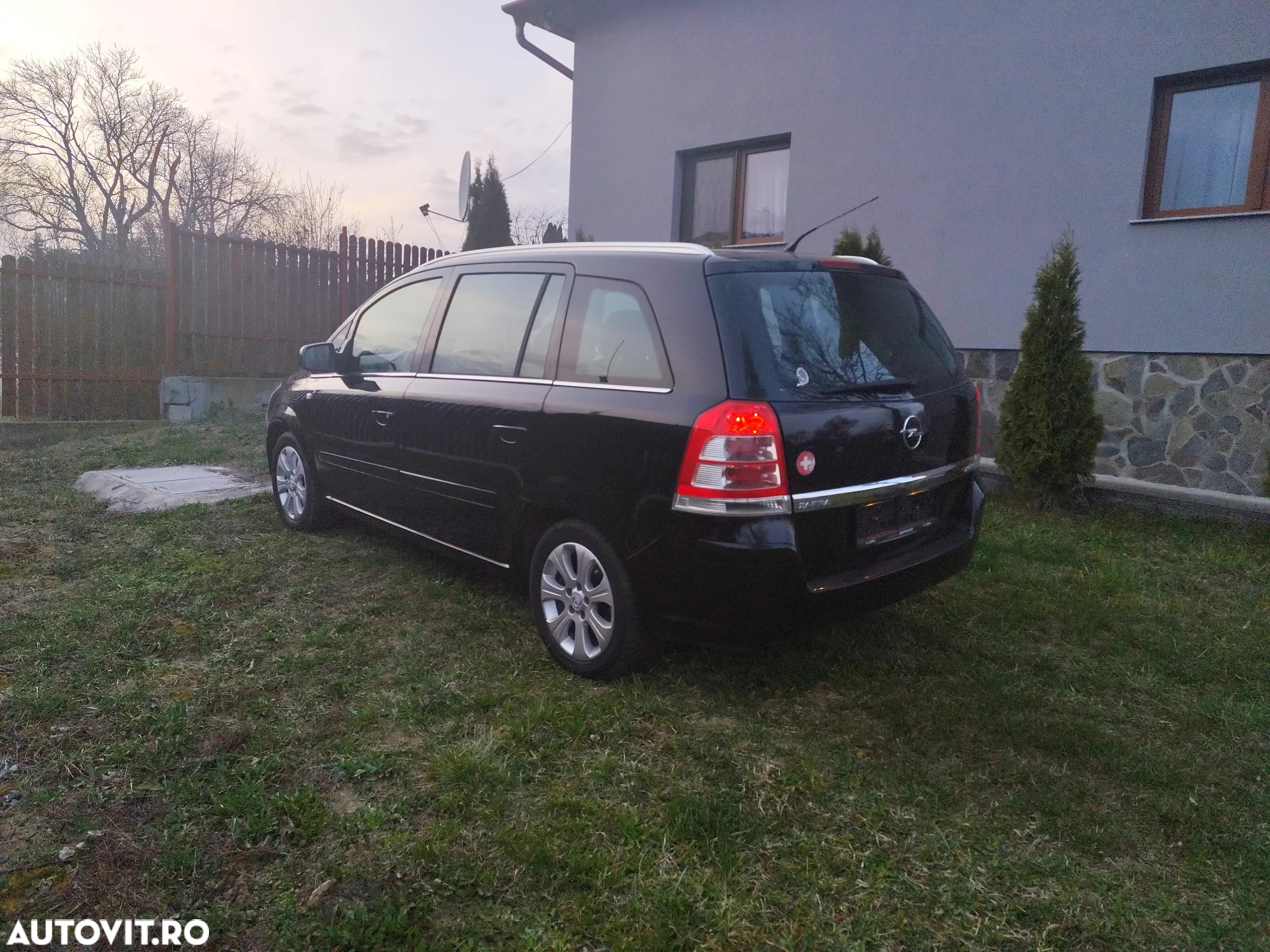 Opel Zafira 1.7 CDTI Enjoy - 4