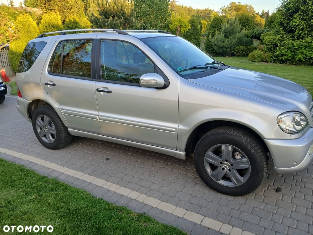 Mercedes-Benz ML - 4