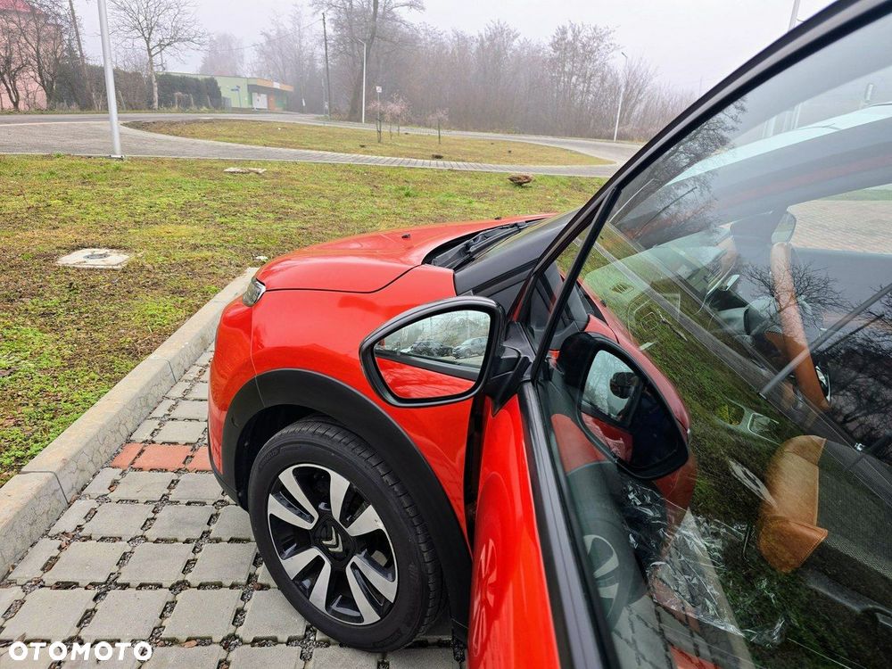 Citroën C3 1.2 PureTech Shine - 18