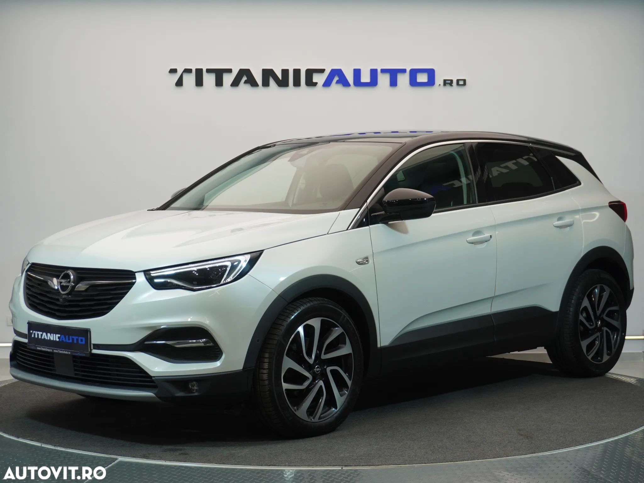 Opel Grandland X 2.0 START/STOP Aut. Ultimate - 1