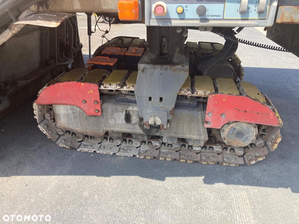 Wirtgen W 220 - 5