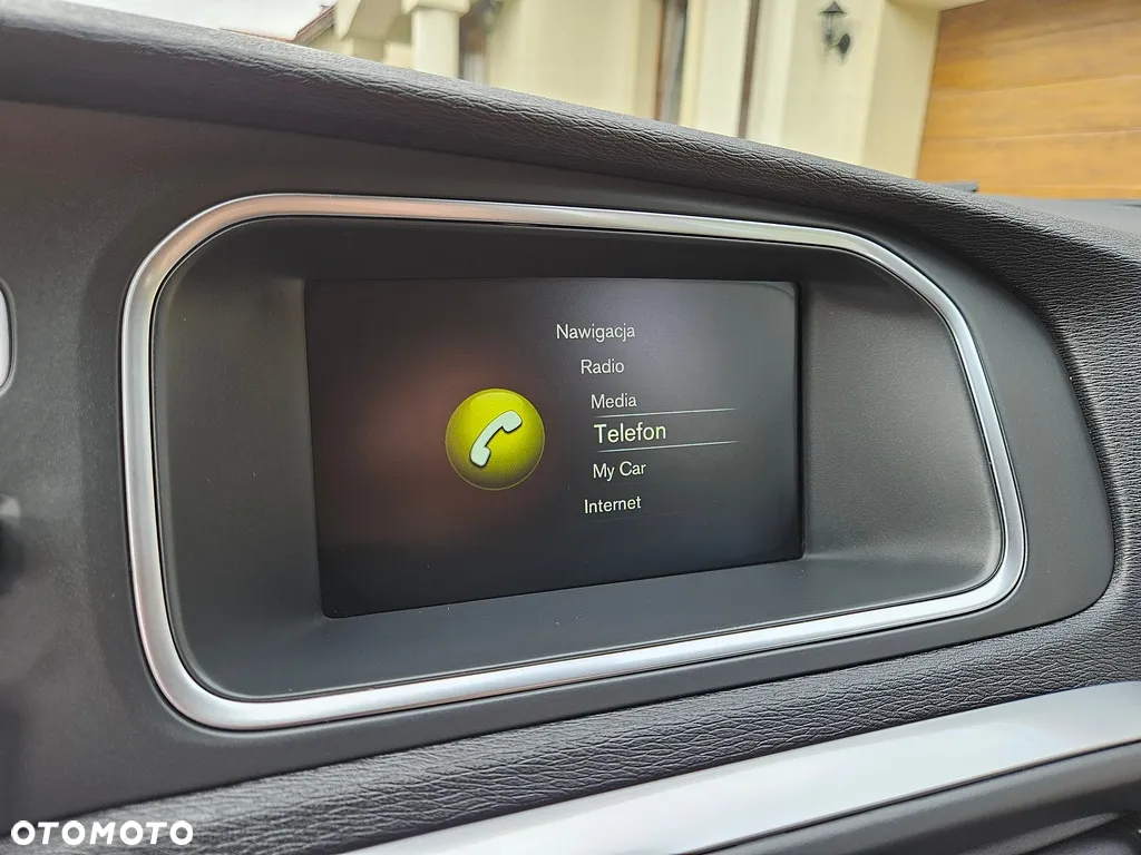 Volvo V40 Cross Country - 26