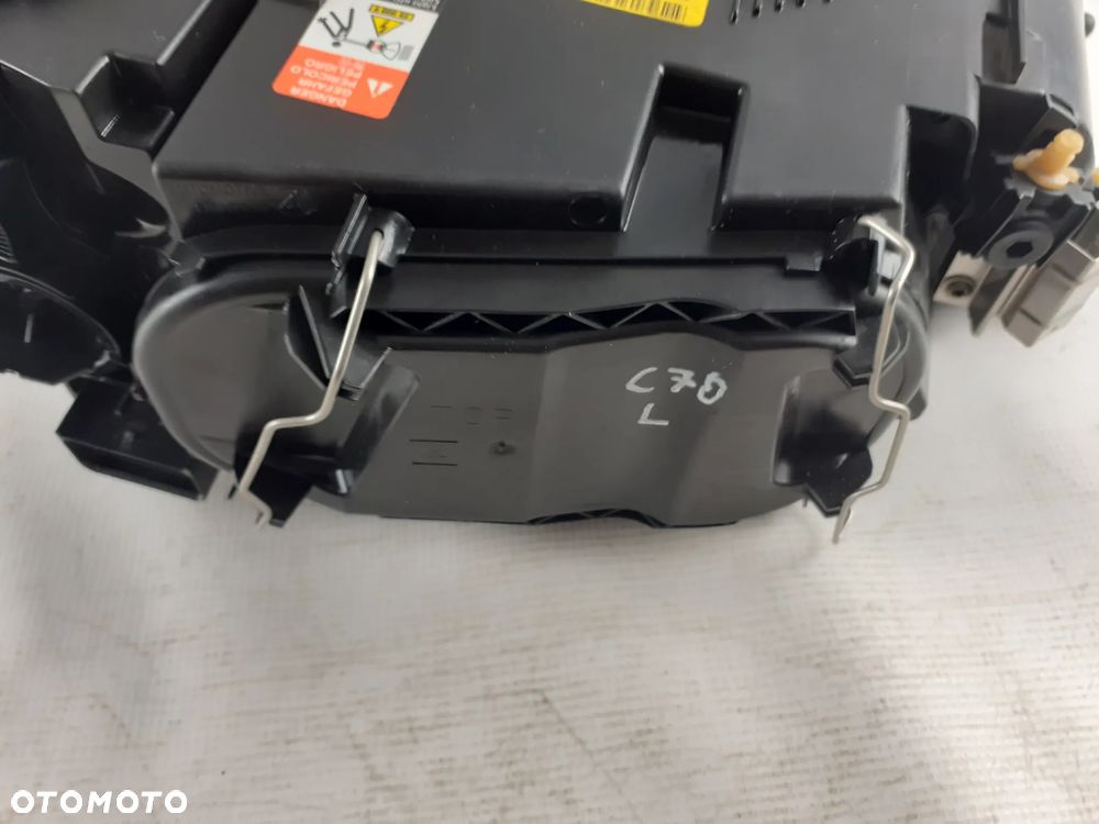 Volvo C70 06-10r Lampa lewa xenon - 5