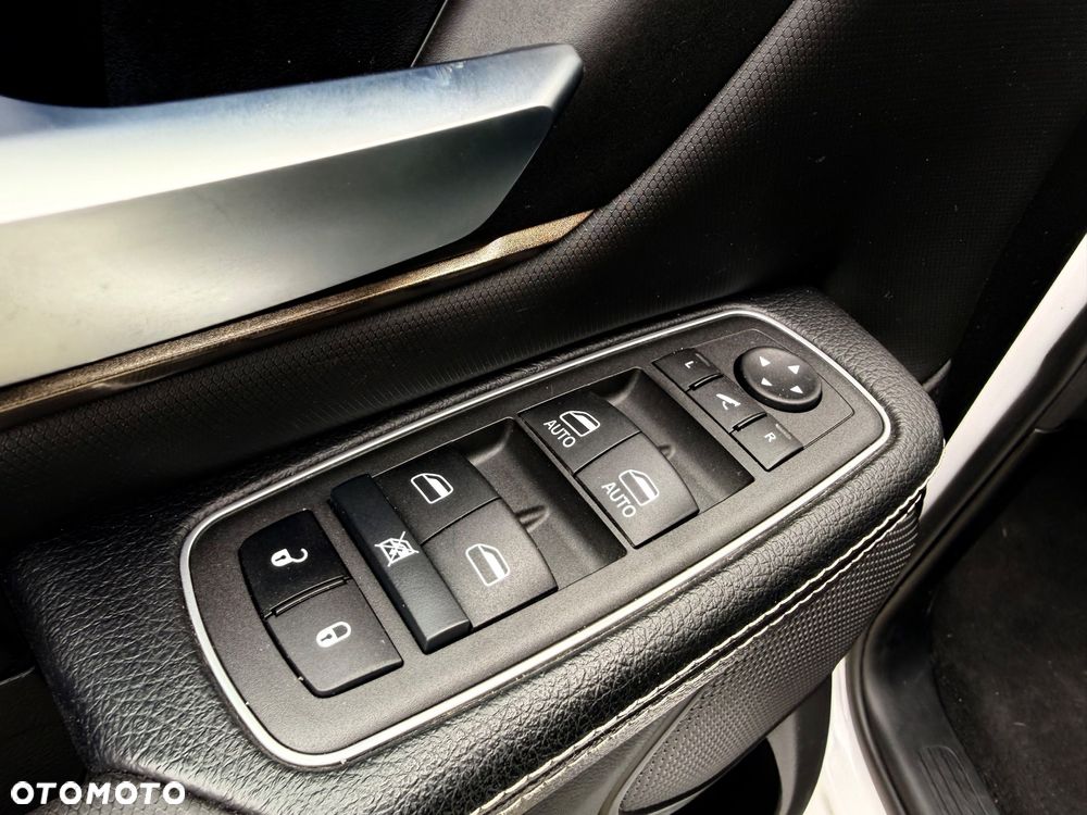 RAM 1500 5.7 Crew Cab Longbed Laramie Sport - 28