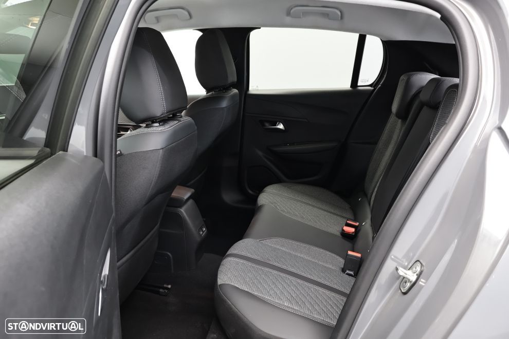 Peugeot 208 1.2 PureTech Allure - 24