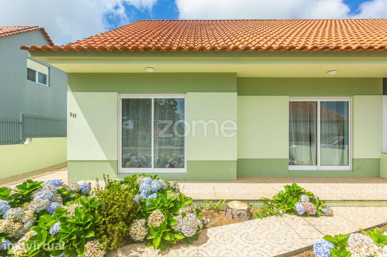 Moradia T3+1 com Garagem, Quintal e Terraço na Fajã de Baixo - Grande imagem: 5/52