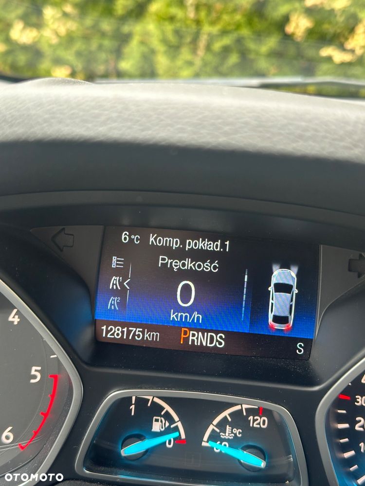 Ford Kuga 2.0 EcoBlue 4x4 ST-LINE - 18