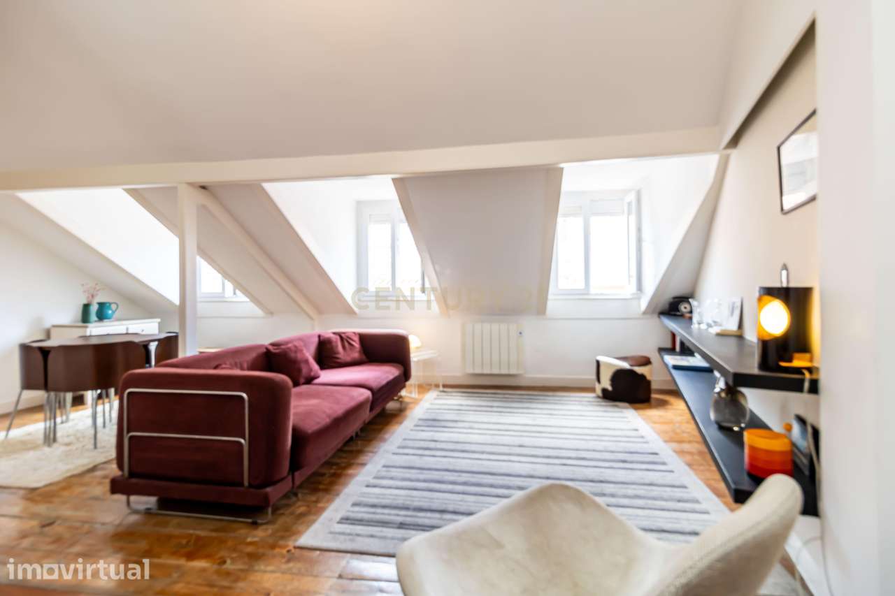 Um apartamento cheio de glamour no coração do Chiado - Grande imagem: 2/18