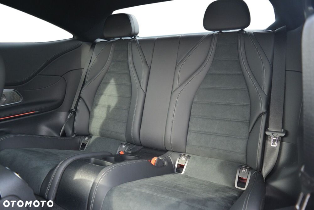 Mercedes-Benz CLE - 8