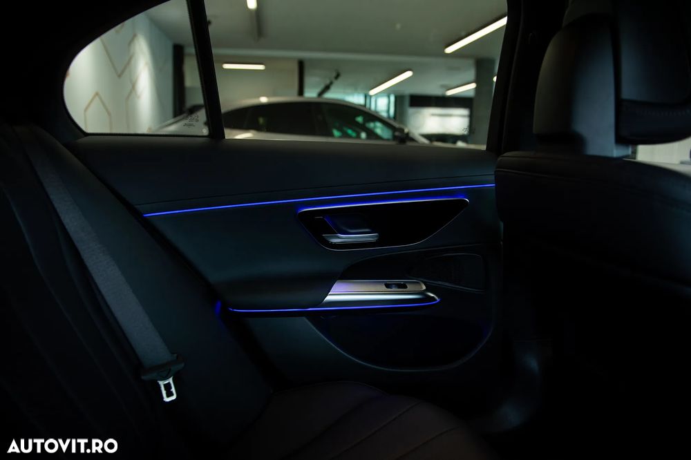 Mercedes-Benz E 200 9G-TRONIC Edition AVANTGARDE - 32