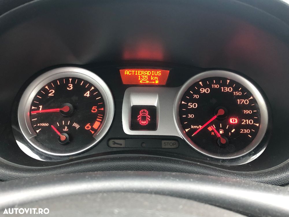 Renault Clio dCi 90 Dynamique - 21