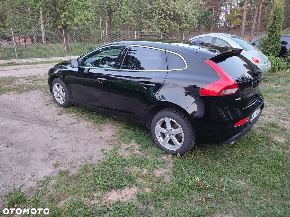 Volvo V40 D4 Drive-E Momentum - 4