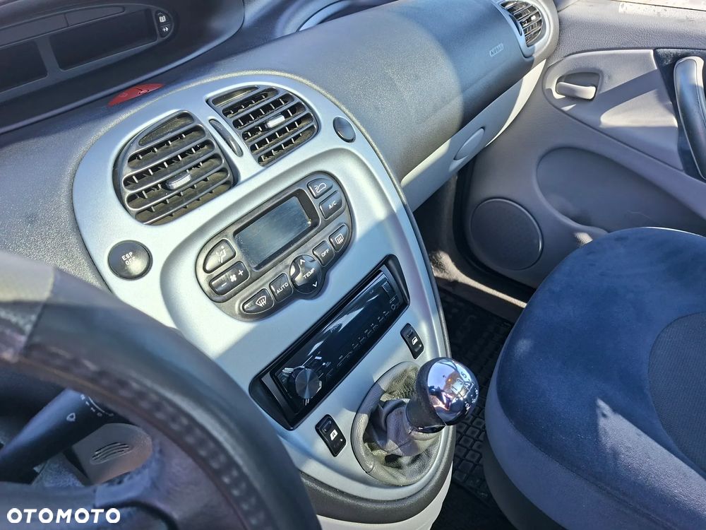 Citroën Xsara Picasso 1.8 16V SX - 16
