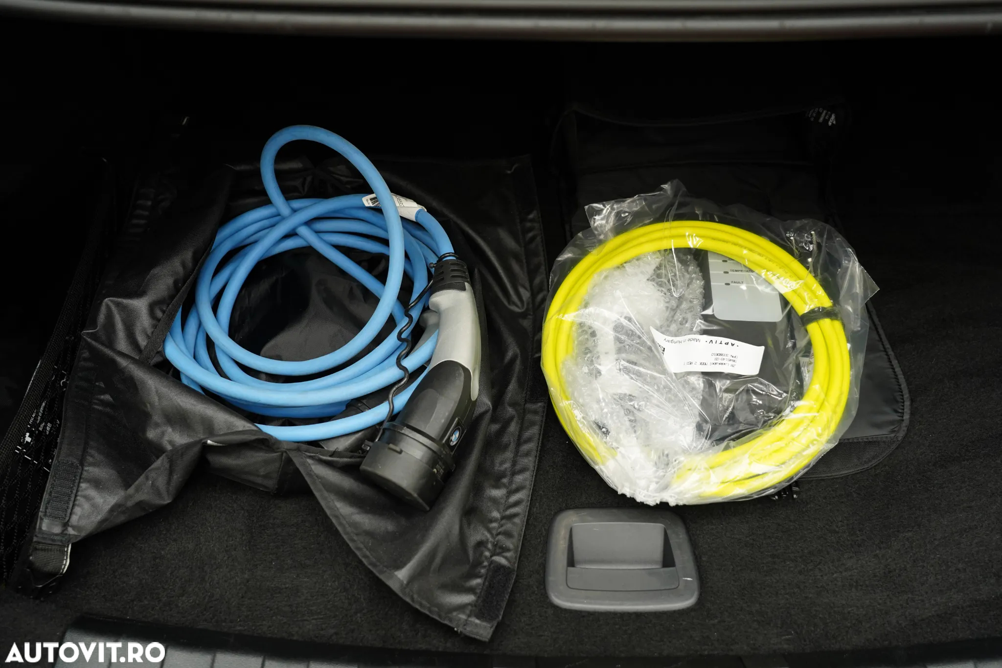 BMW Seria 3 330e Aut. M Sport - 40