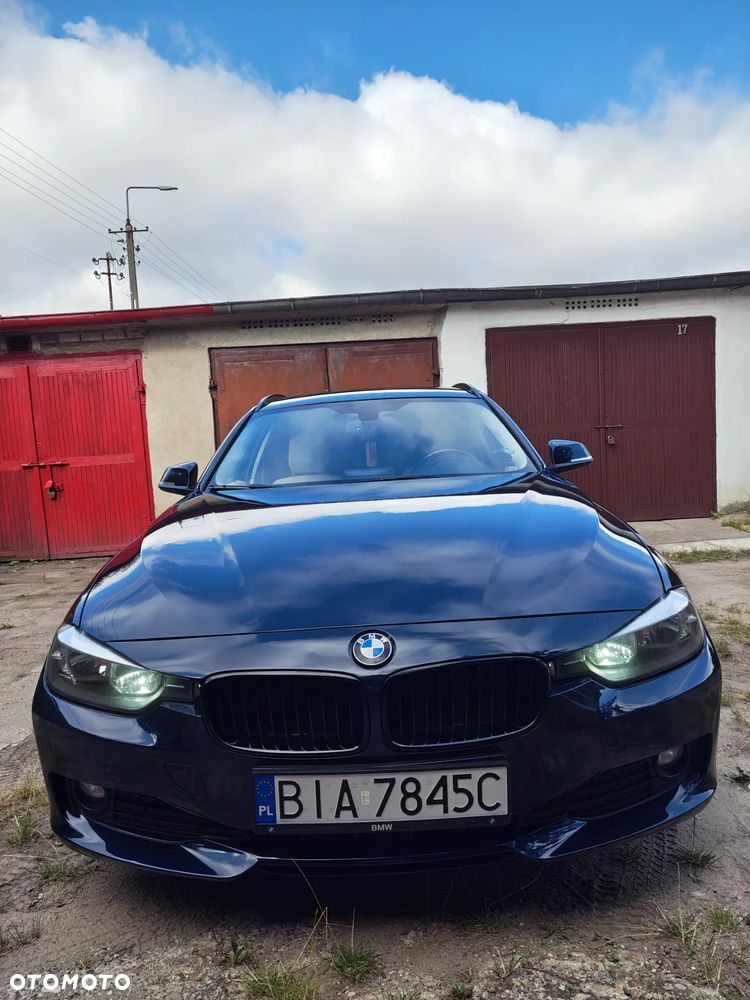 BMW Seria 3 316d - 11