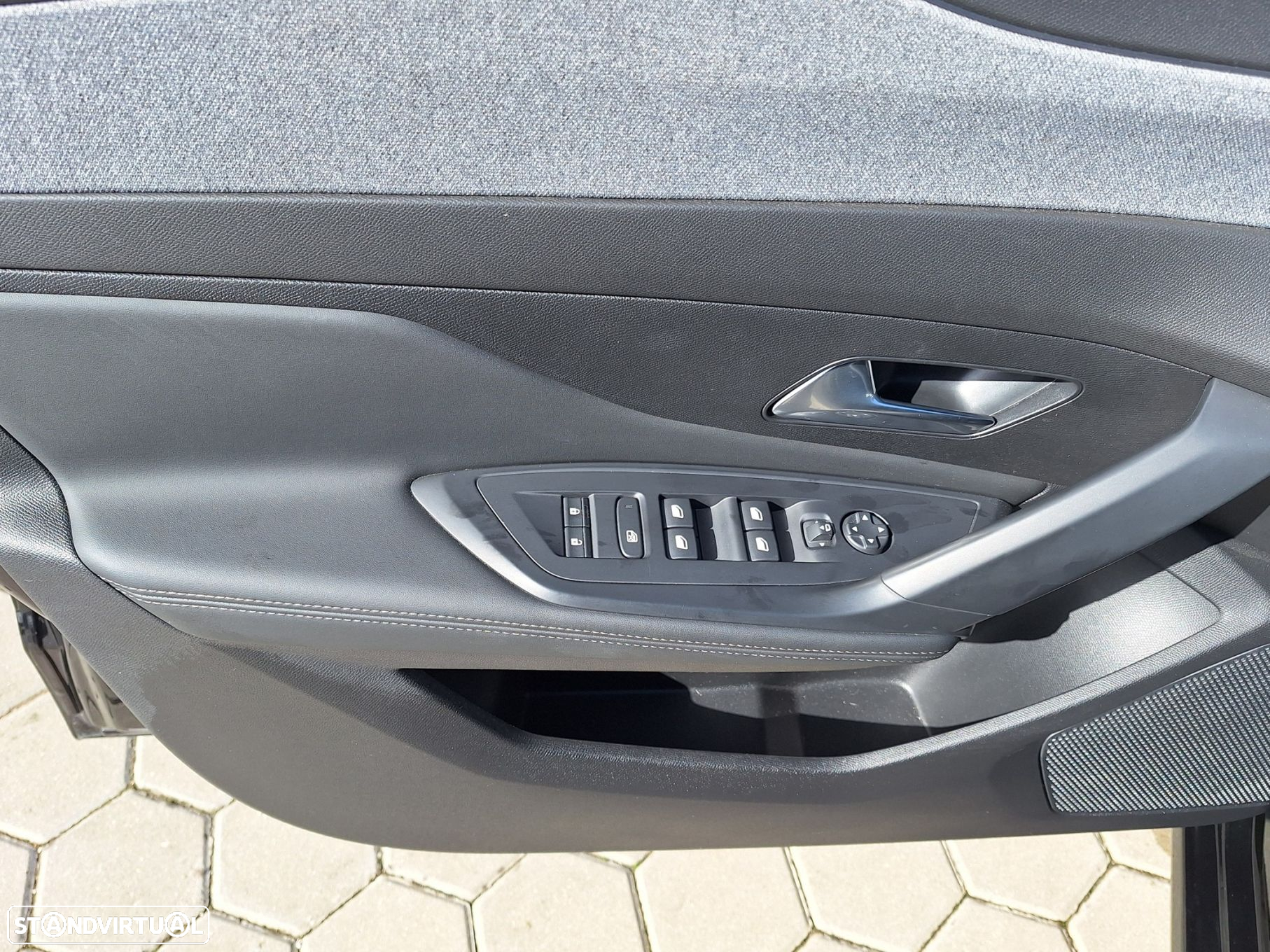 Peugeot 308 1.2 PureTech Allure Pack - 18