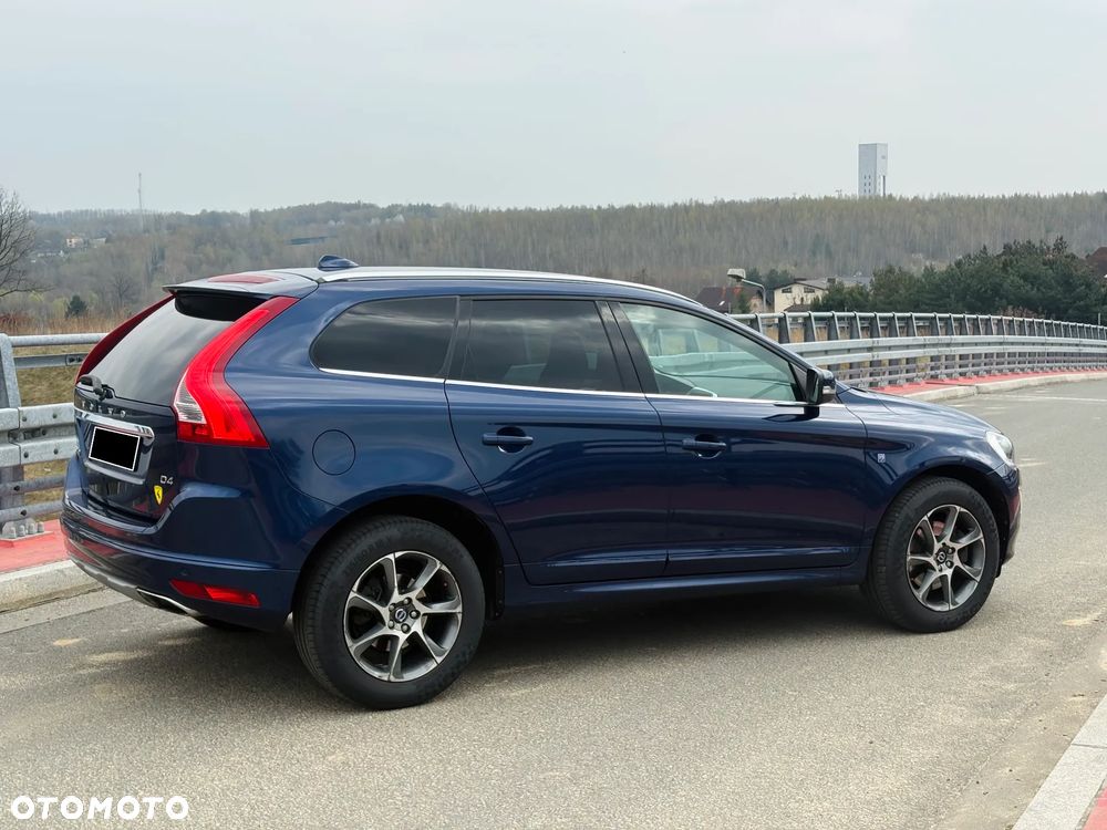 Volvo XC 60 D4 Drive-E Ocean Race - 8