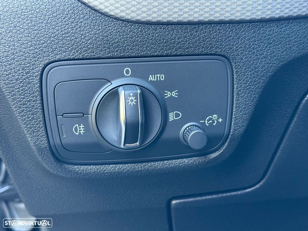 Audi Q2 30 TFSI Advanced - 37