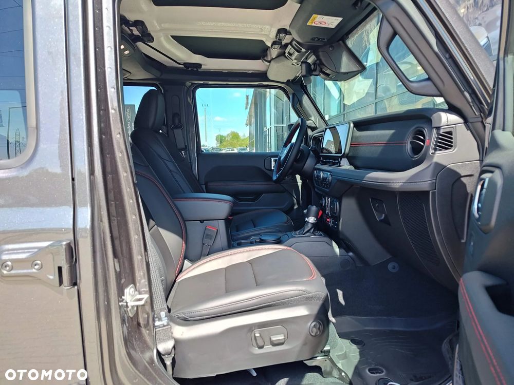 Jeep Wrangler Unlimited GME 2.0 Turbo Rubicon - 12