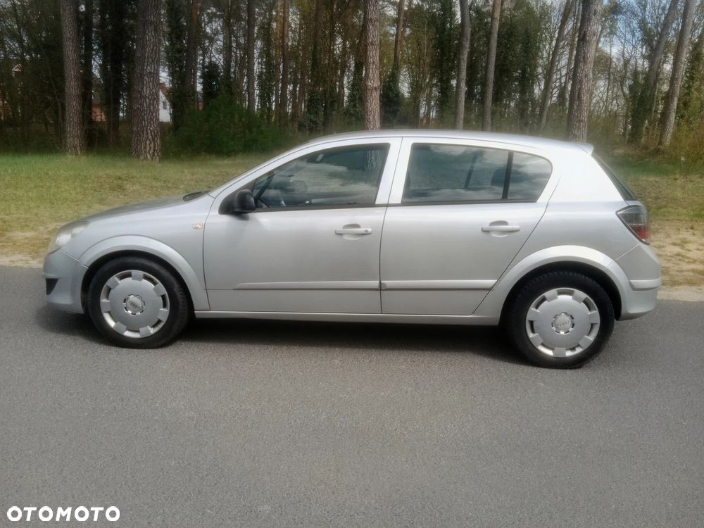 Opel Astra 1.7 CDTI - 9