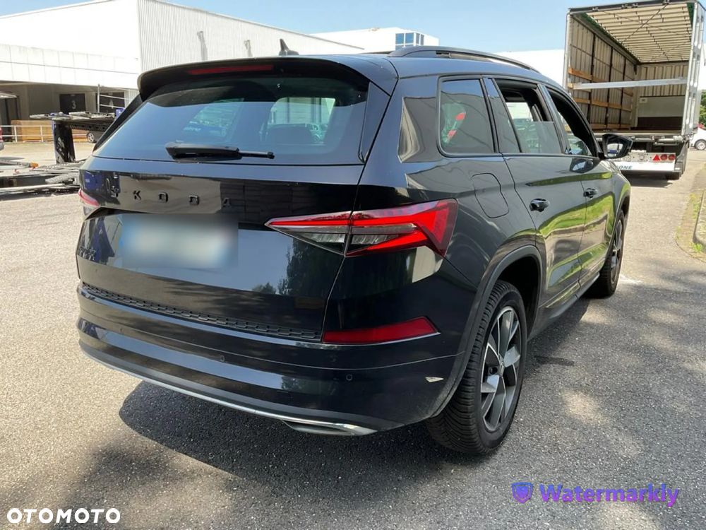 Skoda Kodiaq 2.0 TDI 4x4 DSG Sportline - 3