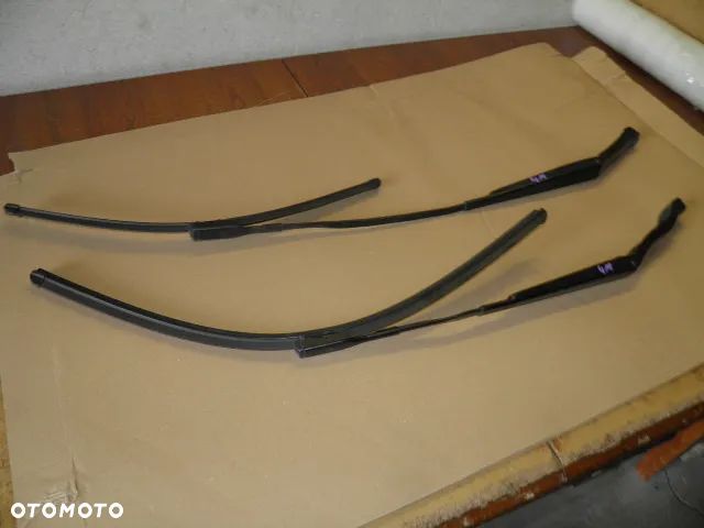 RAMIONA WYCIERACZEK AUDI Q7 2017r - 5