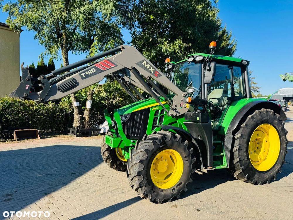 John Deere 6110M - 8