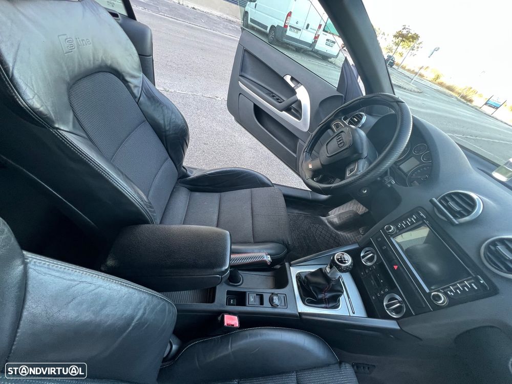 Audi A3 Cabrio 1.6 TDi S-line - 27