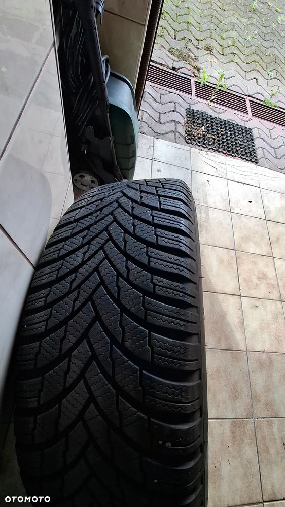 Nissan Qashqai 1.3 DIG-T N-Connecta - 33