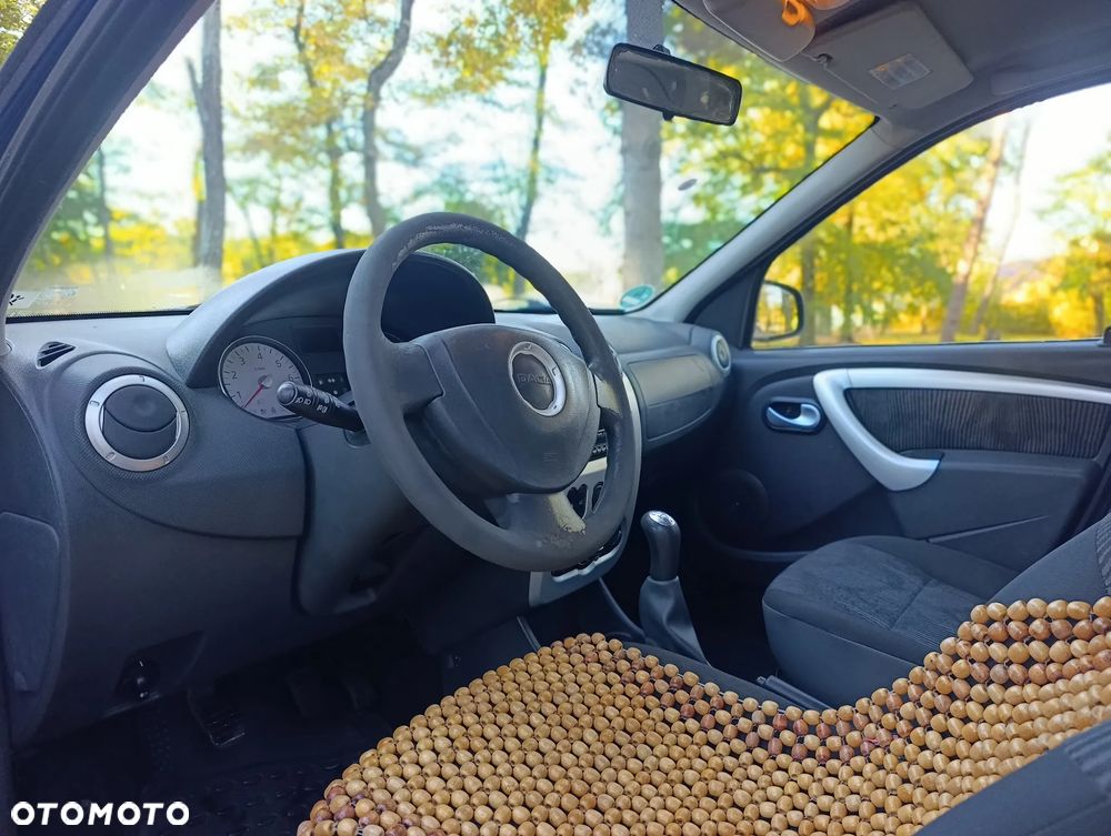 Dacia Logan - 9