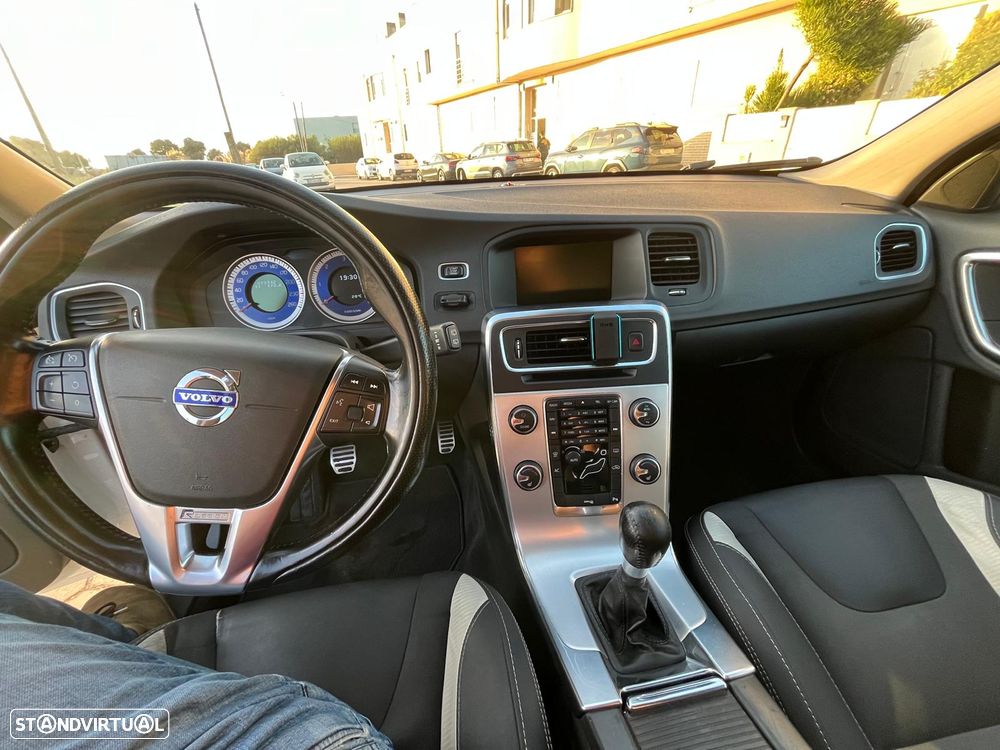 Volvo V60 D2 Edition - 27