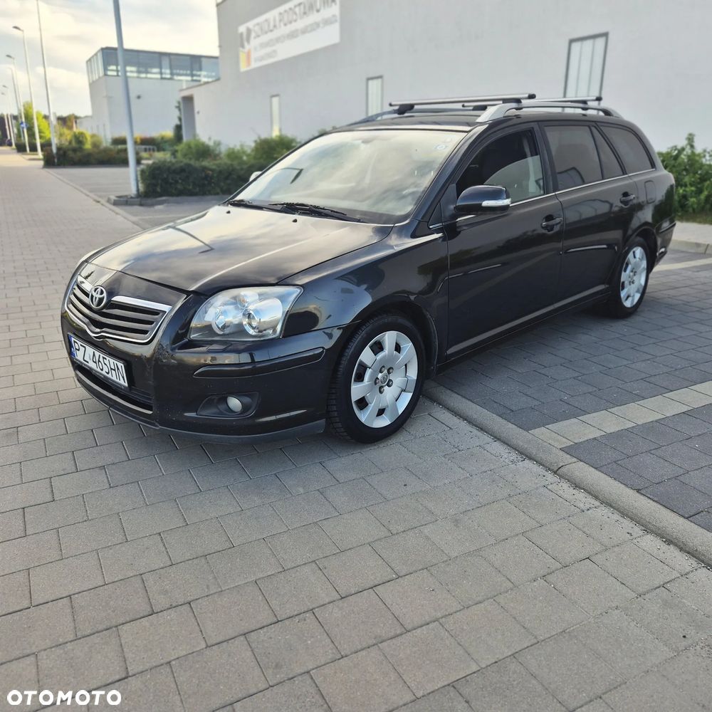 Toyota Avensis 2.0 D-4D Luna - 1