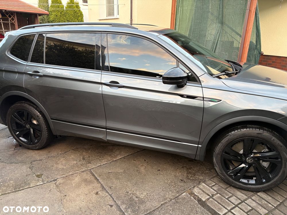 Volkswagen Tiguan - 11