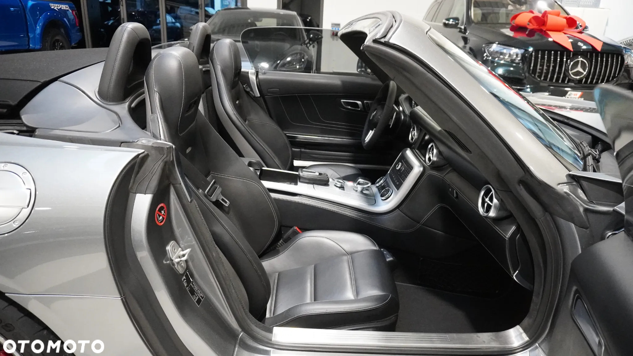 Mercedes-Benz SLS AMG - 10
