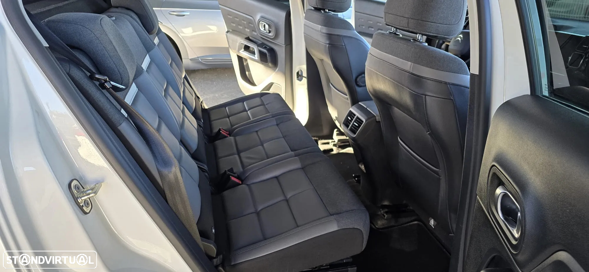 Citroën C5 Aircross 1.6 Hybrid Shine Pack e-EAT8 - 31