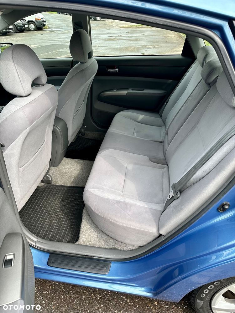 Toyota Prius 1.5 VVT-i Sol - 21