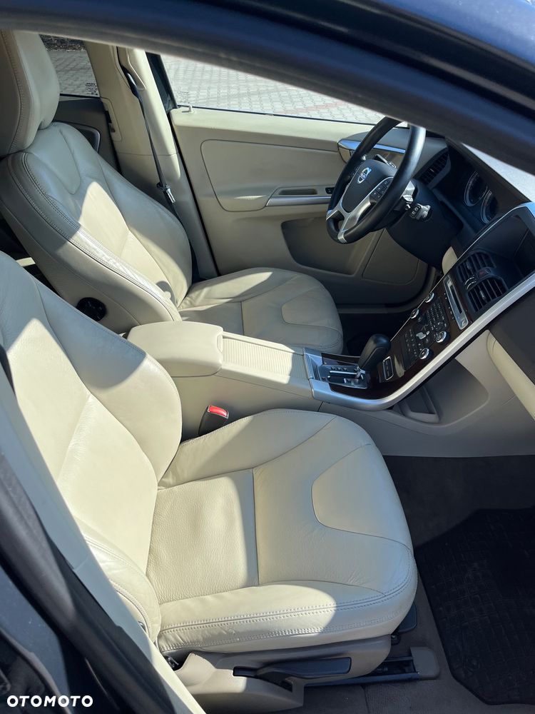 Volvo XC 60 - 11
