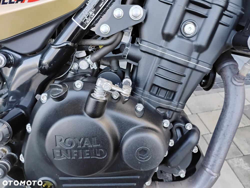 Royal Enfield Guerrilla - 14