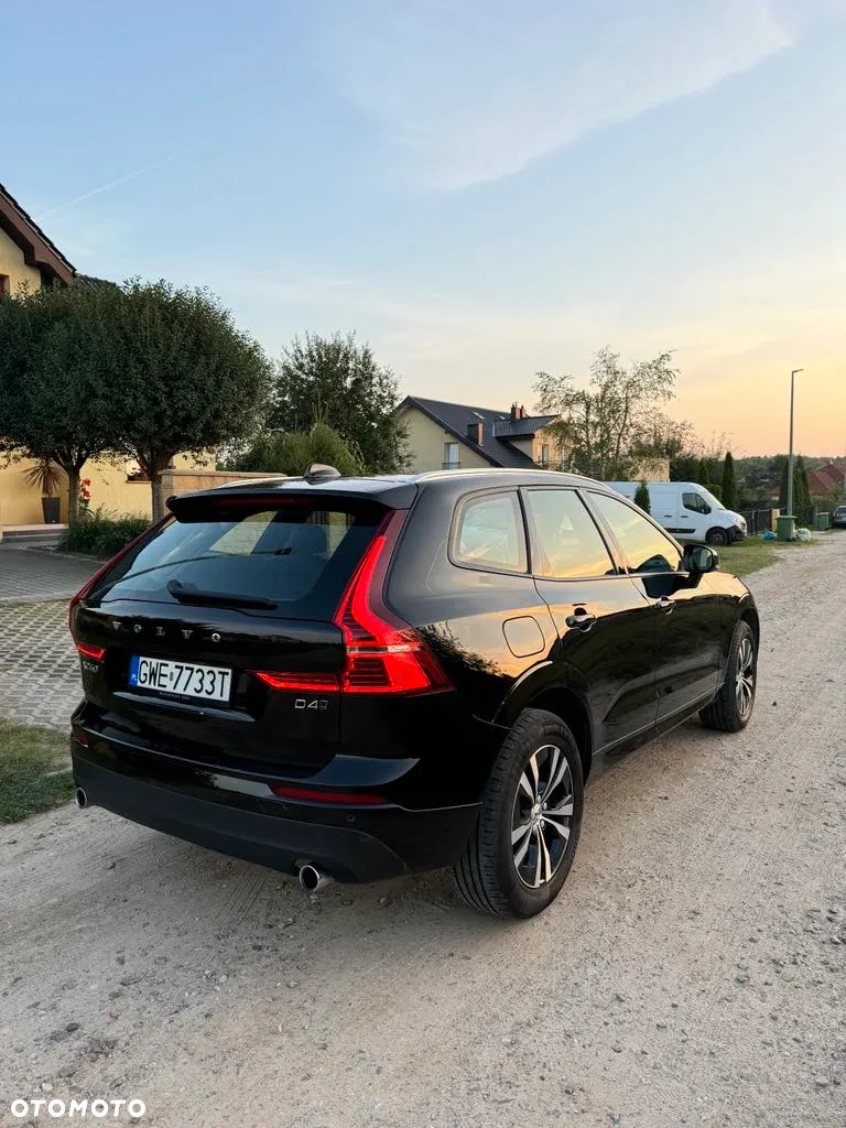 Volvo XC 60 D4 AWD Momentum - 6