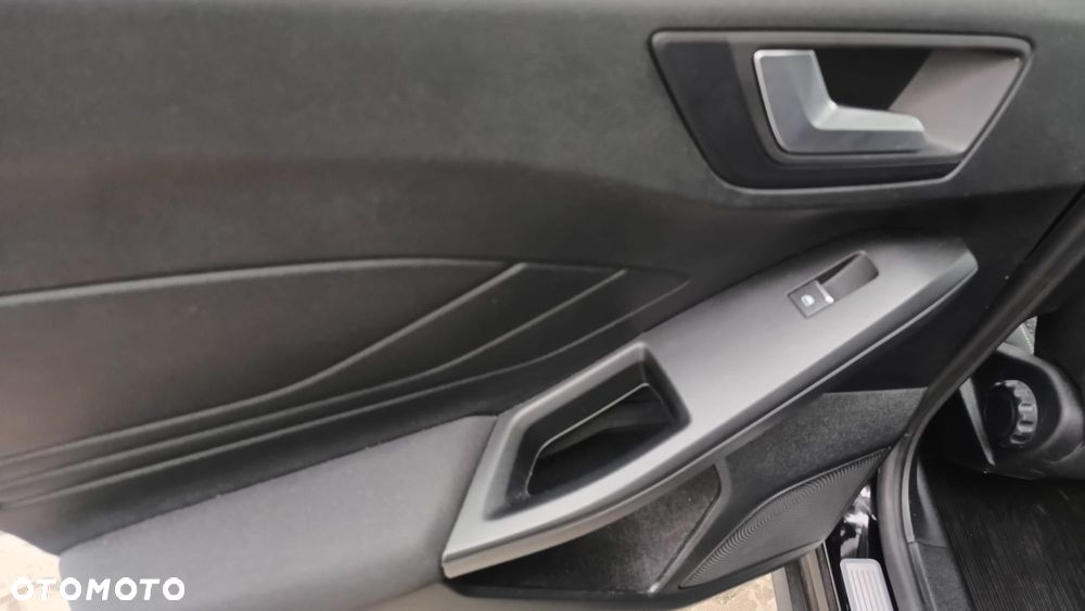 Ford Focus - 11