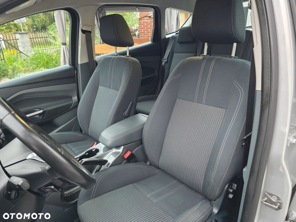 Ford C-MAX - 38