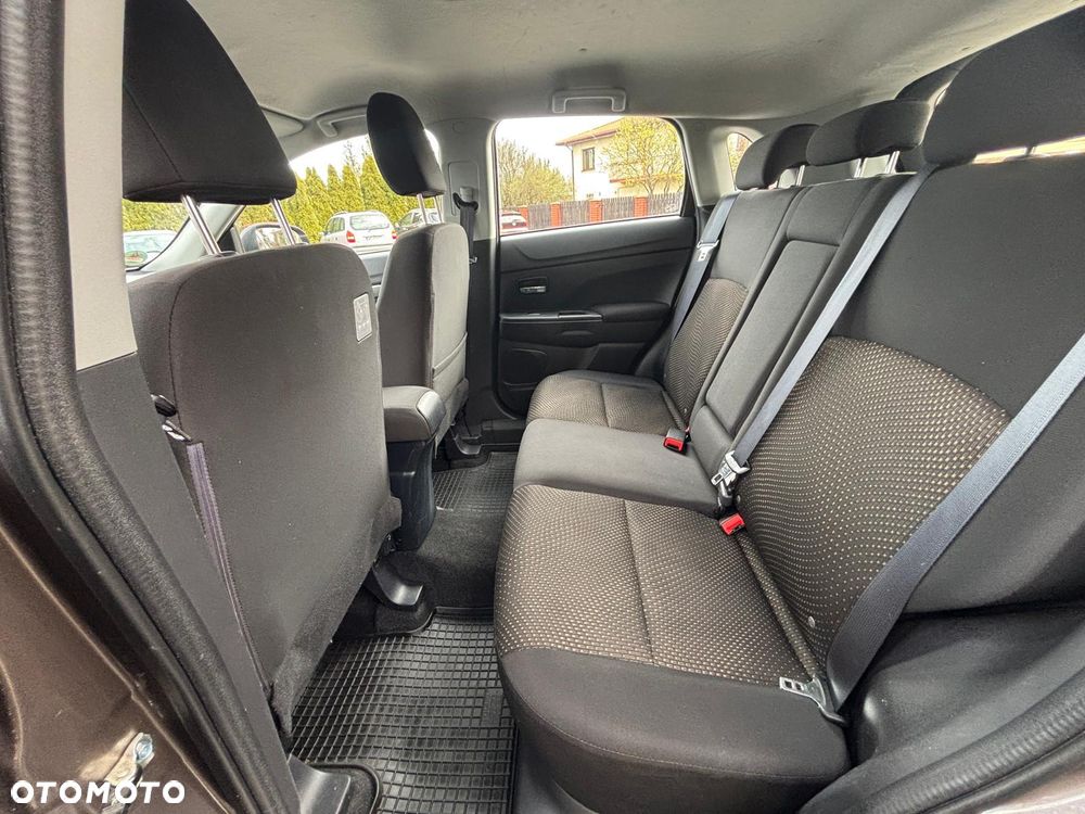 Mitsubishi ASX 1.6 Instyle - 36