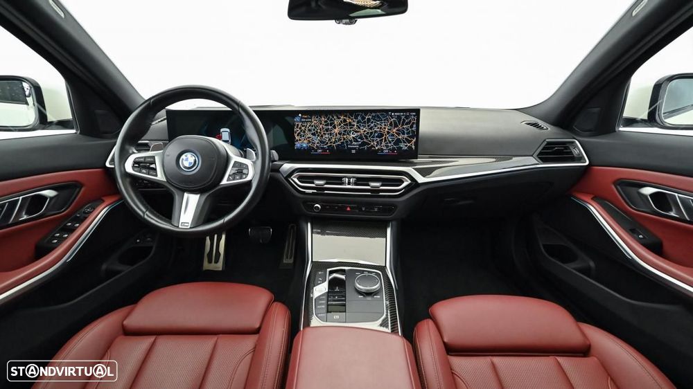 BMW 320 e Pack Desportivo M Auto - 10