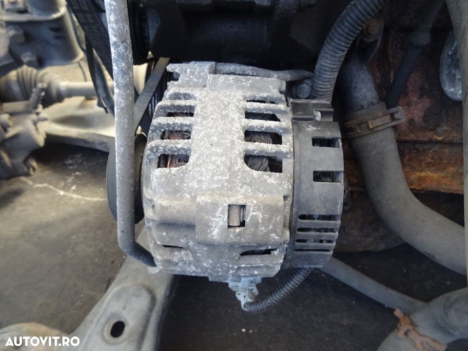 Alternator Dacia Logan 1.2 benzina din 2012 - 1